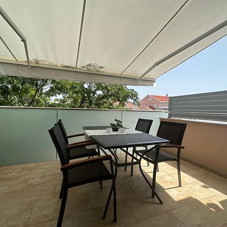 Harmony Vir Luxurioes Ausgestattete Ferienwohnung Mit 65M2 Buitenkant foto