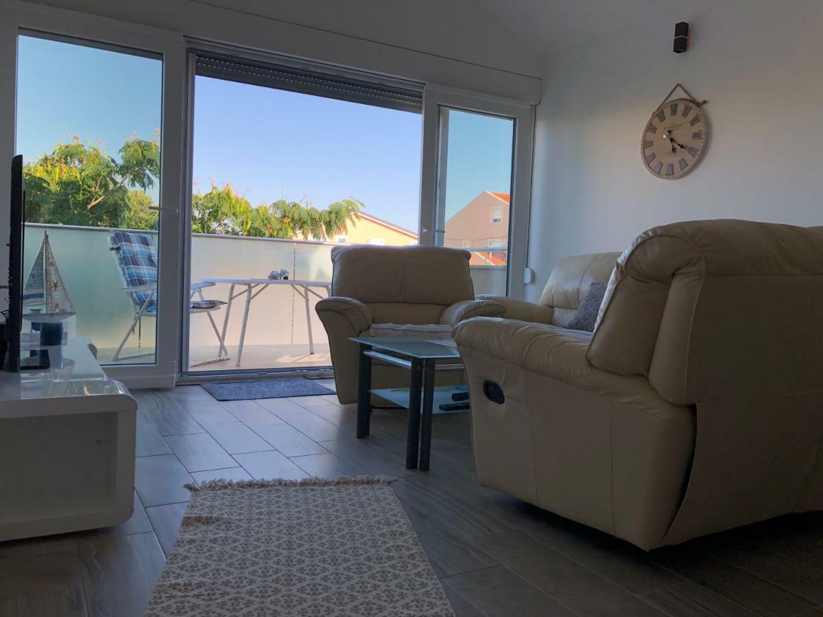 Harmony Vir Luxurioes Ausgestattete Ferienwohnung Mit 65M2 Buitenkant foto