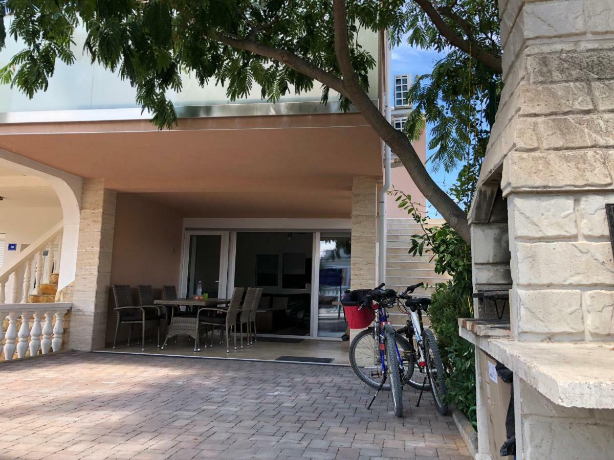 Harmony Vir Luxurioes Ausgestattete Ferienwohnung Mit 65M2 Buitenkant foto